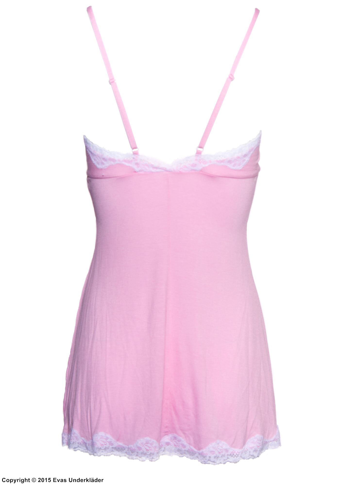 Cute chemise with lace borders